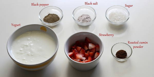 strawberry raita ingredients