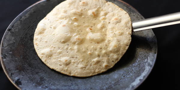ajwain paratha recipe steps apply oil other side