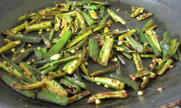 okra-bhindi-quick-stir-fry