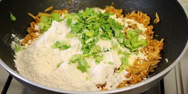 Muthia Dhokla Recipe mix masala  and flour