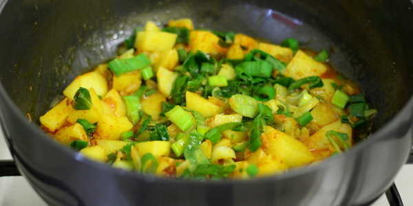 potato spring onion curry recipe  pan