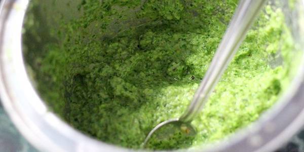 Green chutney coriander chutney  adding water