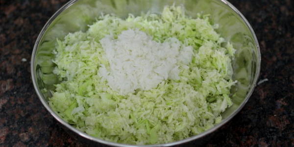 dry manchurian recipe cabbage corn flour