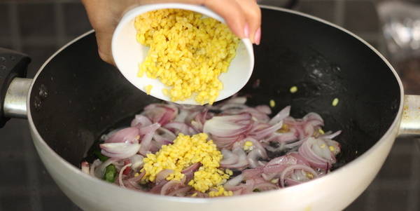 methi bhaji recipe moong dal