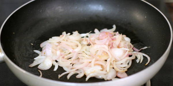 capsicum pulao add onions