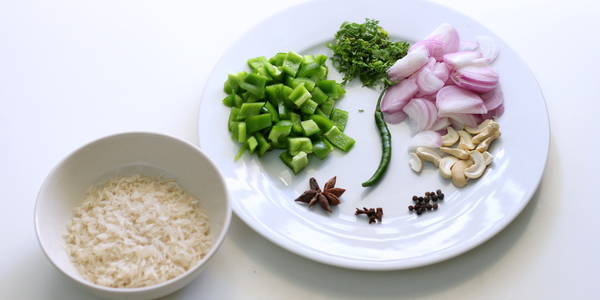 capsicum pulao ingredients