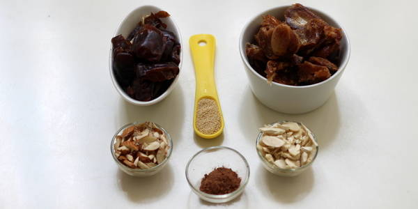 dates chocolate balls ingredients