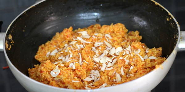 gajar halwa adding almond