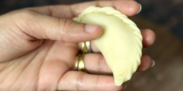 Gujiya Recipe after folding