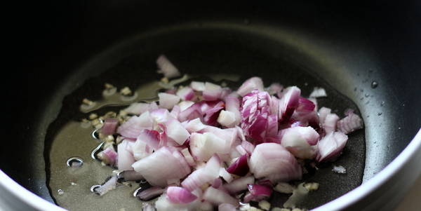 bhindi peanut masala add onion