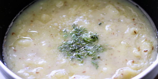 fresh coriander in aloo sabzi