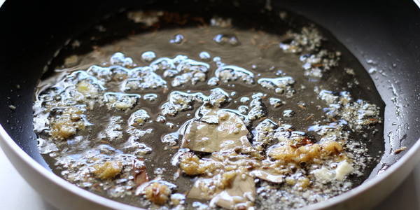 lobia curry recipe sauteing ginger garlic paste