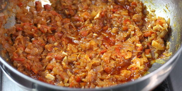 Pav Bhaji Recipe mix well