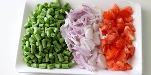 green beans onion tomato ingredients