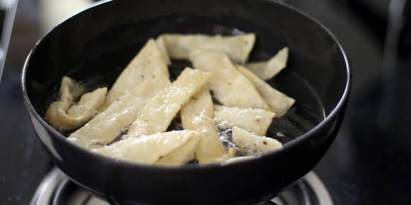 maida namkeen recipe nimki fry nimki in oil