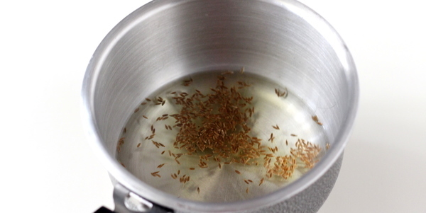 rice khichu recipe ingredients boil water and jeera