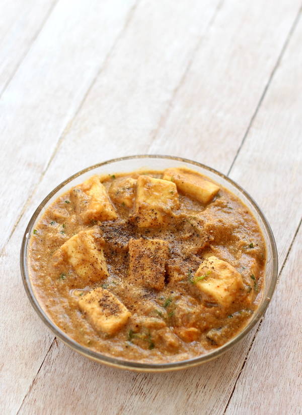 restaurant style paneer kali mirch curry recipe