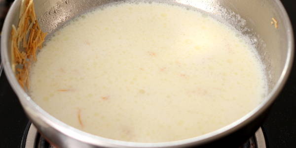 seviyan kheer recipe milk added